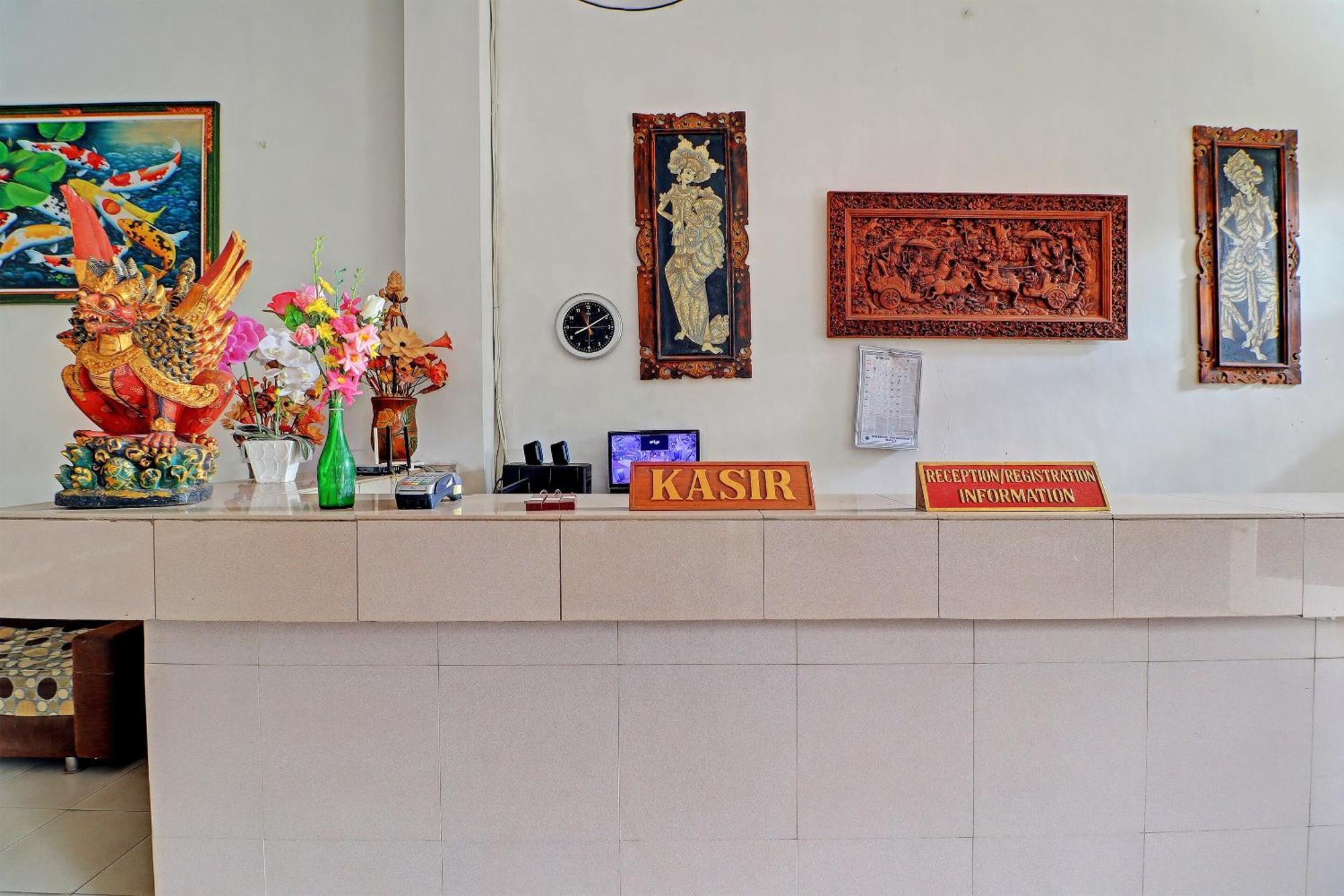 Warna Kedaton Hotel&Meetings Denpasa Buitenkant foto