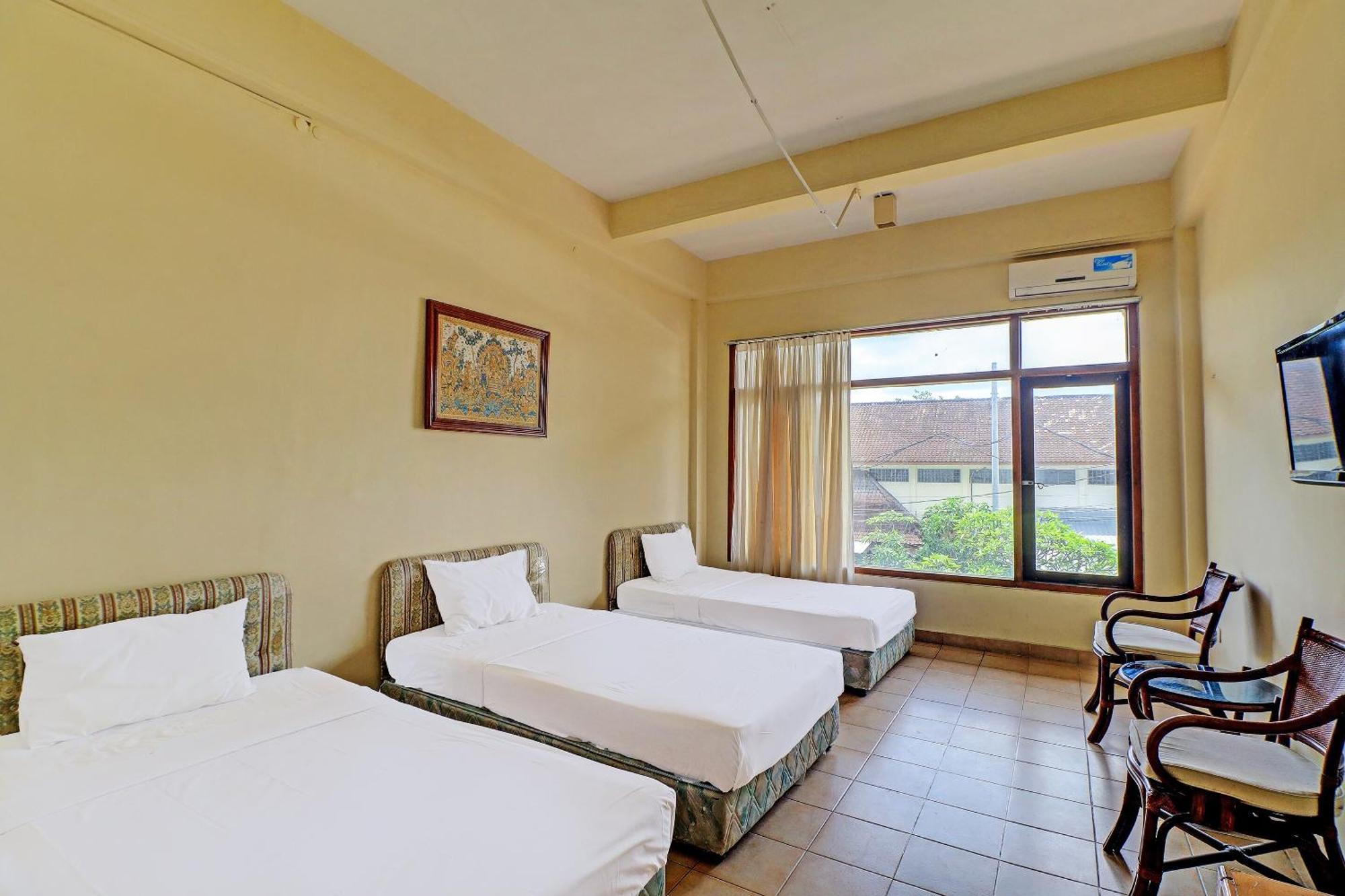 Warna Kedaton Hotel&Meetings Denpasa Buitenkant foto