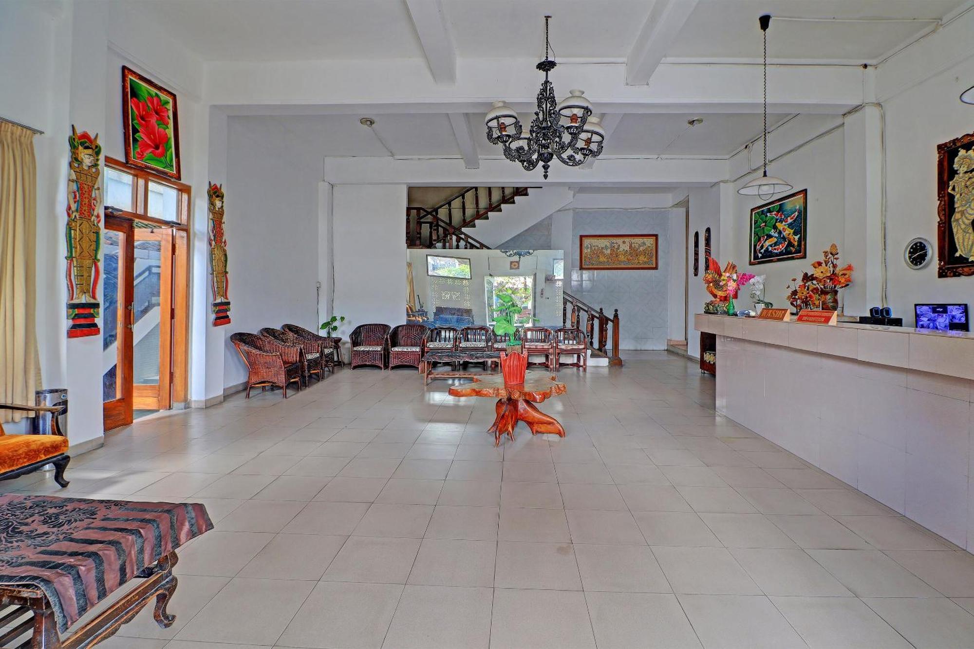 Warna Kedaton Hotel&Meetings Denpasa Buitenkant foto