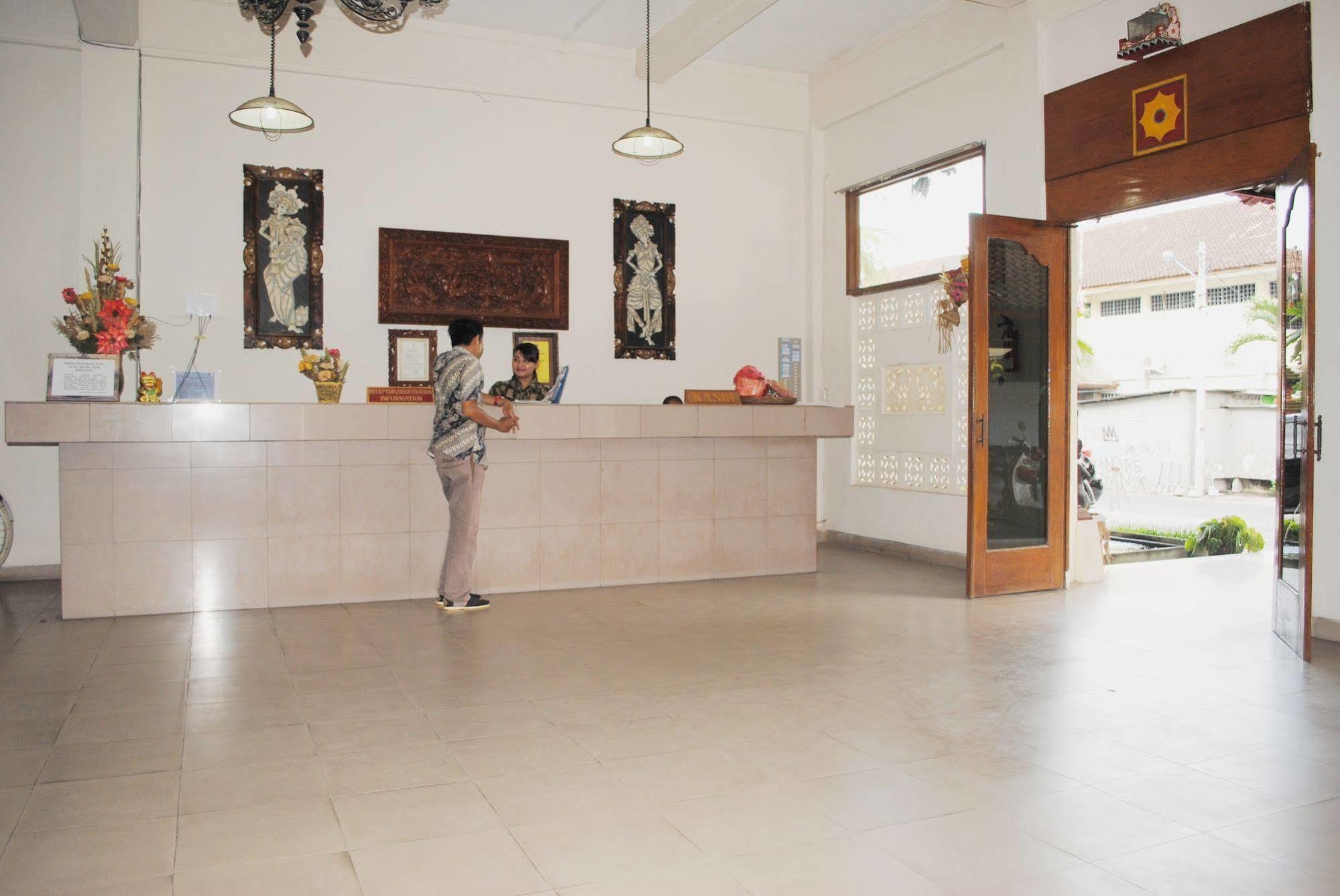 Warna Kedaton Hotel&Meetings Denpasa Buitenkant foto
